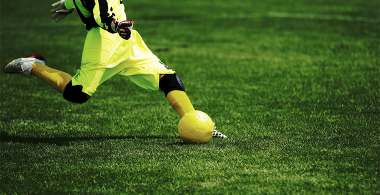 どこでもサッカーが楽しめる折りたたみ式ゴール